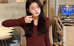 宝贝你的下面嫩真紧NP